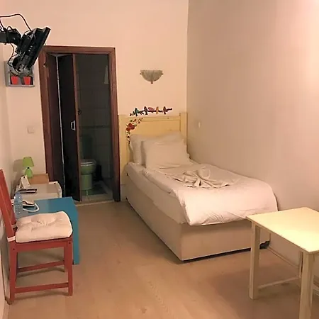 Kano Hotel 2*